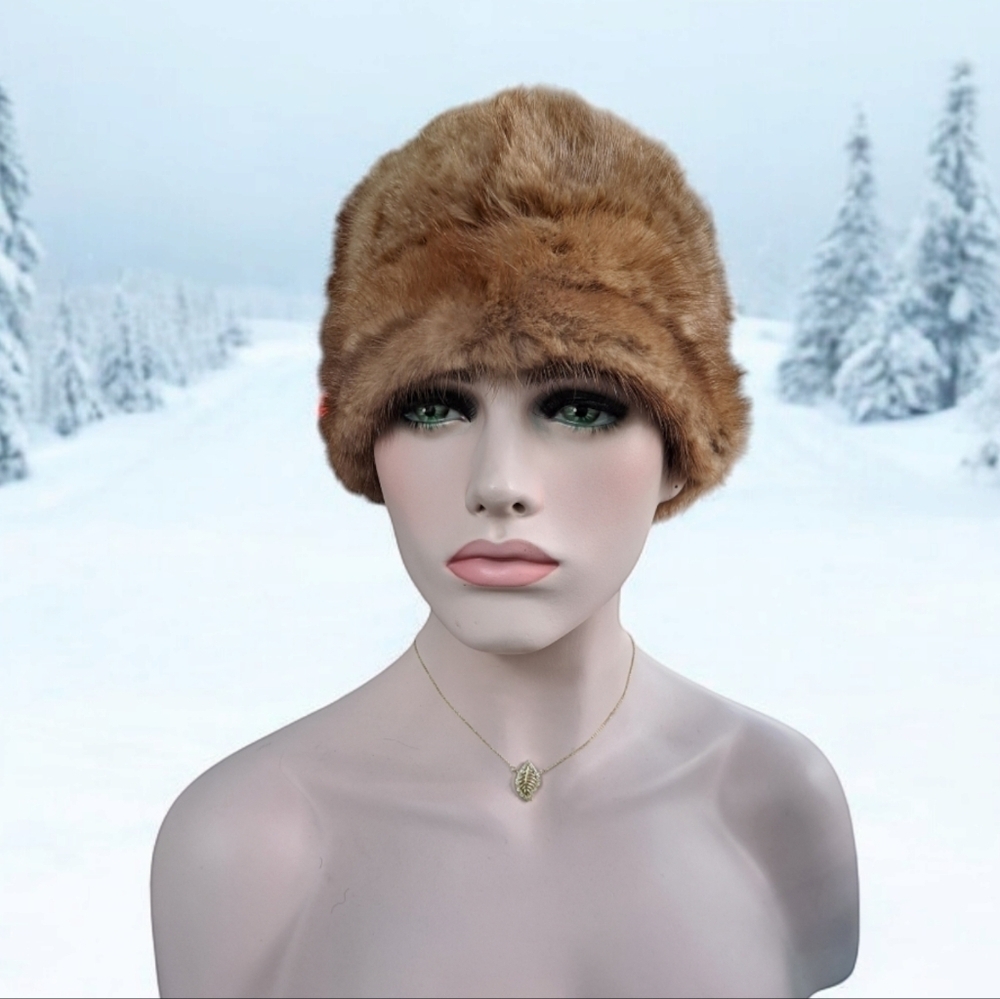 Au Renard Bleu Fur winter hat Made in Montreal fox fur tan hat Unisex